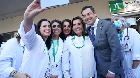 Juanma Moreno inaugura el nuevo Centro de Salud de San Pedro Alc&aacute;ntara