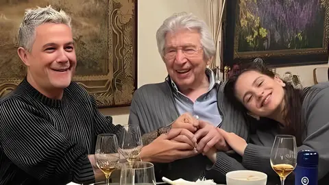 Gran momento vivido por Alejandro Sanz, Manuel Alejandro y Rosal&iacute;a