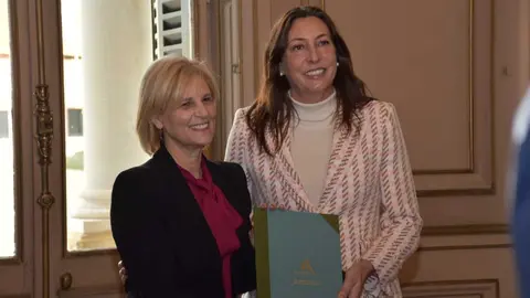 Loles L&oacute;pez y Mar&iacute;a Jos&eacute; Garc&iacute;a-Pelayo | Noelia Herrera