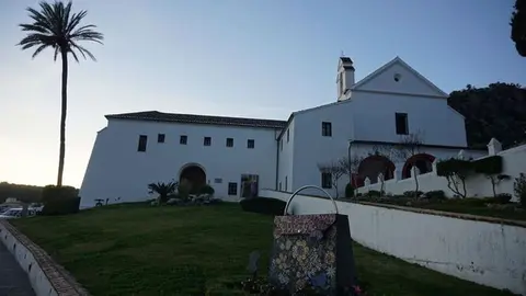 Muere un hombre de 67 a&ntilde;os tras caer desde un muro en Ubrique