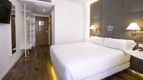 Secuestra a su exnovia en un hotel de M&aacute;laga para violarla. As&iacute; acaba siendo localizado