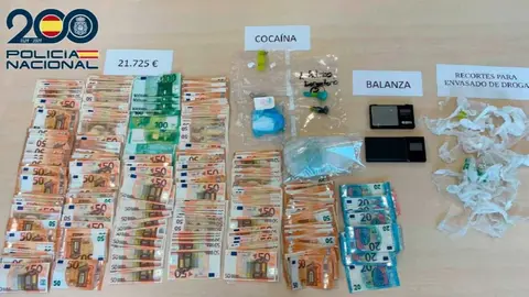 Dinero y droga intervenida en la  'Operaci&oacute;n Caramelo' desarrollada en Jerez | Polic&iacute;a Nacional