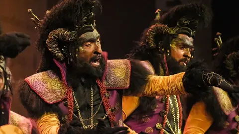 M&aacute;s dinero para el Carnaval de la calle en C&aacute;diz mientras Mart&iacute;nez Ares 'revienta' el Concurso