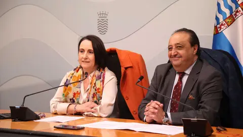 Nela Garc&iacute;a y Francisco Zurita en la presentaci&oacute;n de la IV edici&oacute;n del programa &lsquo;Oportunidades Empresariales Profesionales del Patrimonio de Jerez&rsquo;  (2)