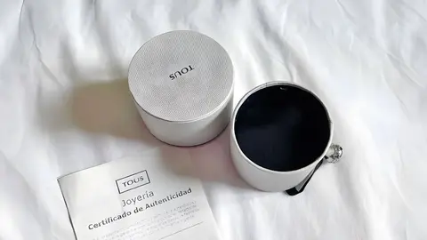 Caja de pendientes de Joyer&iacute;a TOUS