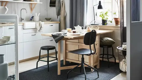 Mesa alas abatibles en madera de abedul de IKEA