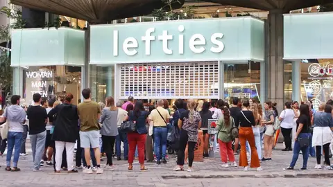 Tienda Lefties en calle Col&oacute;n de Valencia