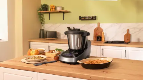 Robot de Cocina Multifunci&oacute;n Mambo Touch con Jarra Habana de CECOTEC