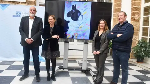 Presentadas la exposici&oacute;n nacional y la exposici&oacute;n internacional canina (2)
