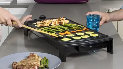 Plancha De Asar El&eacute;ctrica Black&water 2150 de Cecotec