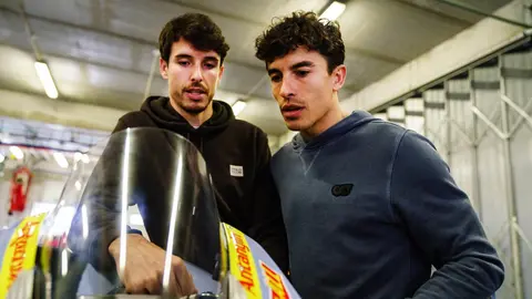 Marc M&aacute;rquez y Alex M&aacute;rquez - Foto v&iacute;a: Gresini Racing