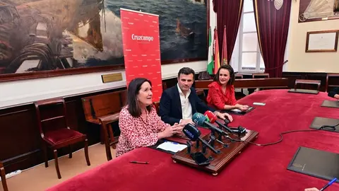 Bruno Garc&iacute;a: "Cruzcampo ya forma parte por derecho propio de la fiesta del Carnaval de C&aacute;diz"
