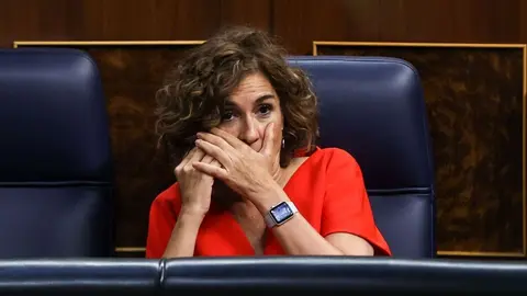 Acusan a la ministra andaluza Mar&iacute;a Jes&uacute;s Montero de 'chantajear' a las comunidades