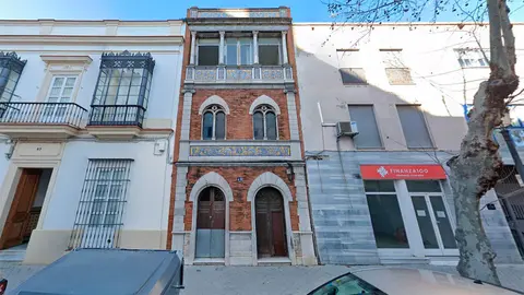 Edificio que va a ser rehabilitado en la calle Medina