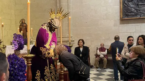 Besamanos del Se&ntilde;or de la V&iacute;a Crucis en Jerez | Cristo Garc&iacute;a