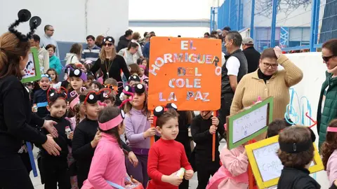 Pasacalles del Colegio Nuestra Se&ntilde;ora de La Paz | Cristo Garc&iacute;a