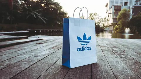 Bolsa de compra de Adidas