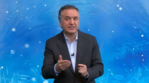 Roberto Brasero anuncia el tiempo en Antena 3