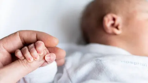 Espa&ntilde;a tambi&eacute;n se suma al descenso de la natalidad experimentado en Andaluc&iacute;a