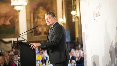 Antonio Sanz anuncia la creaci&oacute;n de una unidad aceleradora de tr&aacute;mites en la Junta de Andaluc&iacute;a