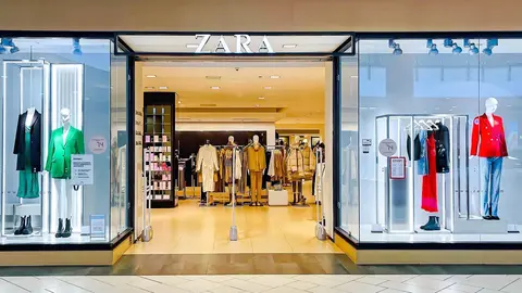 Tienda de moda de mujer ZARA del Grupo Inditex