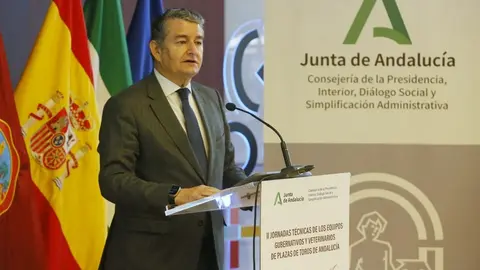 Antonio Sanz ha arremetido duramente contra el Gobierno de Espa&ntilde;a