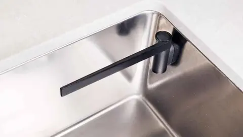 Porta bayeta con im&aacute;n en Leroy Merlin