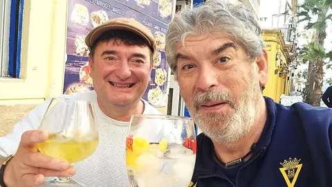 Jos&eacute; Guerrero Yuyu, en una foto reciente con El Sheriff (1)