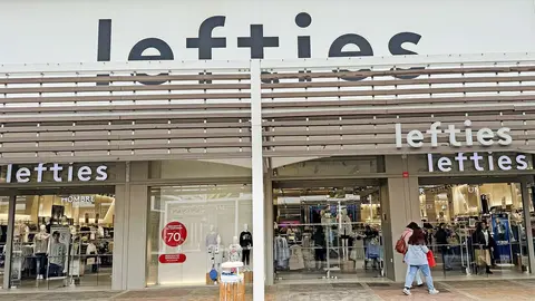 Tienda Lefties en Jerez - Cristo Garc&iacute;a para El MIRA
