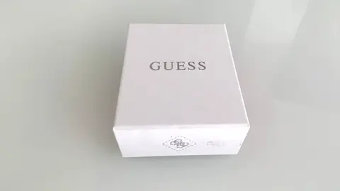 Caja de joyas y bisuter&iacute;a de GUESS