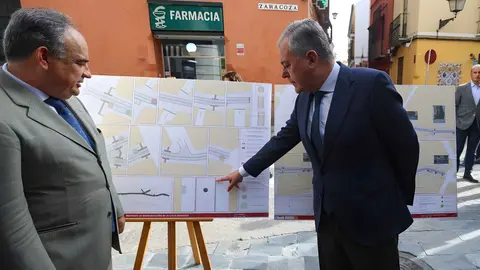 Jos&eacute; Luis Sanz presenta los detalles de la renovaci&oacute;n de la calle Zaragoza