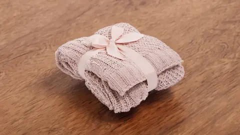 Manta decorativa Natacha Basics de El Corte Ingl&eacute;s