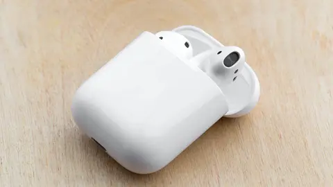 APPLE AIRPODS