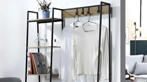 Armario abierto de 5 estantes con ba&uacute;l, zapatero y colgadores