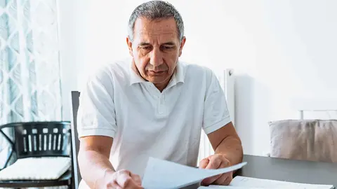 Un pensionista recibe una importante carta de la Seguridad Social sobre su pensi&oacute;n