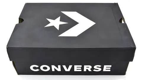 Caja de botas Converse