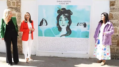 El Mercado Central de C&aacute;diz acoge la exposici&oacute;n 'Mujeres de la mar' | Cristo Garc&iacute;a para ElMIRA