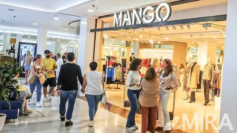 Tienda Mango en el Centro Comercial Bah&iacute;a Sur