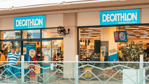 Tienda Decathlon en centro comercial