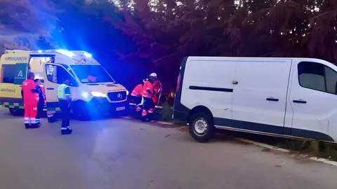 Imagen de la furgoneta siniestrada | CPB M&aacute;laga