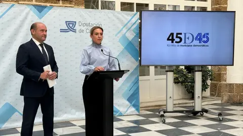 Almudena Mart&iacute;nez presenta el programa &lsquo;45 a&ntilde;os, 45 municipios&rsquo; | Rafa Dom&iacute;nguez