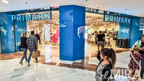 Tienda de Primark en el CC Bah&iacute;a Sur