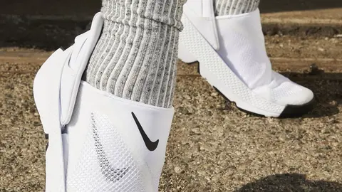 Las zapatillas de deporte sin cordones modelo Go FlyEase de Nike
