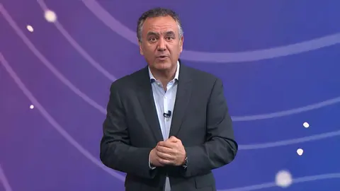 Roberto Brasero da la predicci&oacute;n del tiempo en Antena 3