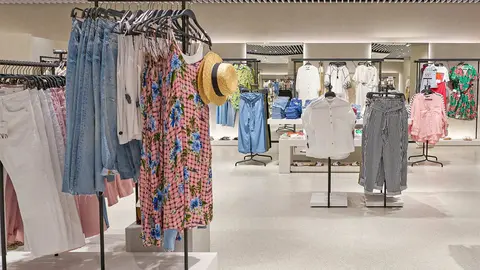 Tienda ZARA - Secci&oacute;n de moda de mujer