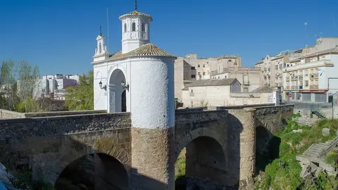 El puente de la Virgen, en Pinos Puente, lugar donde ocurrieron los hechos