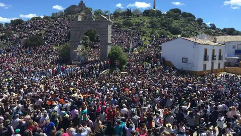 Imagen de la Romer&iacute;a de la Virgen de la Cabeza