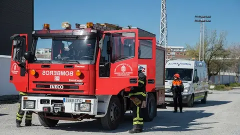 Bomberos personados en el lugar de los hechos
