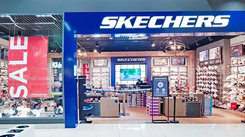 Las sandalias Foamies Pier Ave de Skechers causan furor de cara al D&iacute;a de la Madre