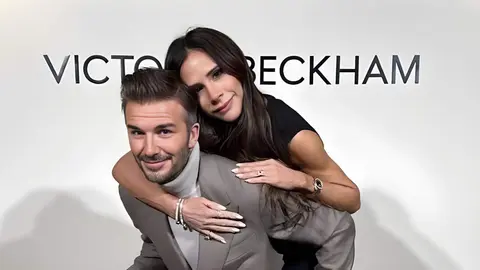 David y Victoria Beckham durante la pasarela de moda de Par&iacute;s